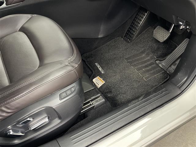CX-5 XD エクスクルーシブモード 純正9型ナビ フルセグTV 全周囲カメラ 衝突被害軽減システム アダクティブクルーズコントロール BOSEプレミアムサウンド ステアリングヒーター 電動リアゲート ブラインドスポットモニター 禁煙車(42枚目)
