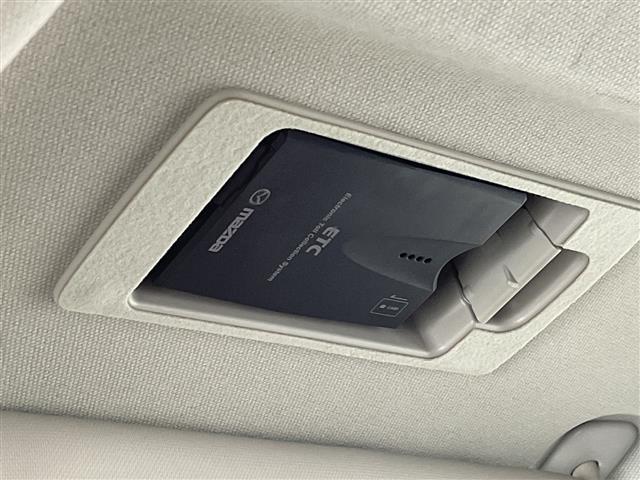 CX-5 XD 純正7型ナビ フルセグTV バックカメラ クルーズコントロール ステアリングスイッチ MTモード付シフト オートエアコン 純正フロアマット 純正17アルミホイール LEDオートライト ETC 禁煙車(9枚目)