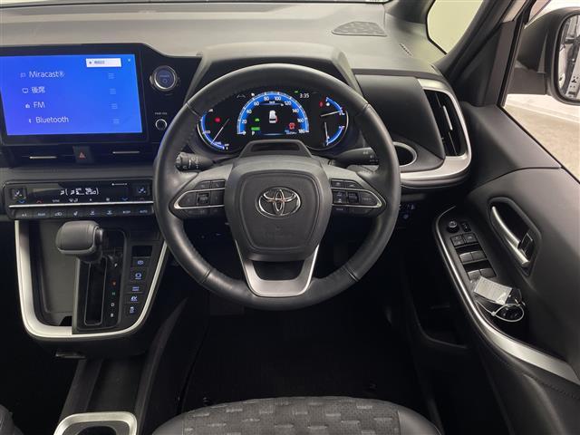 ヴォクシー ハイブリッドS-Z モデリスタエアロ 快適利便パッケージ ユニバーサルステップ 純正14型後席モニター 純正10.5型ナビ 電動リアゲート ステアリングヒーター 両側電動スライドドア ビルトインETC2.0 禁煙車(22枚目)