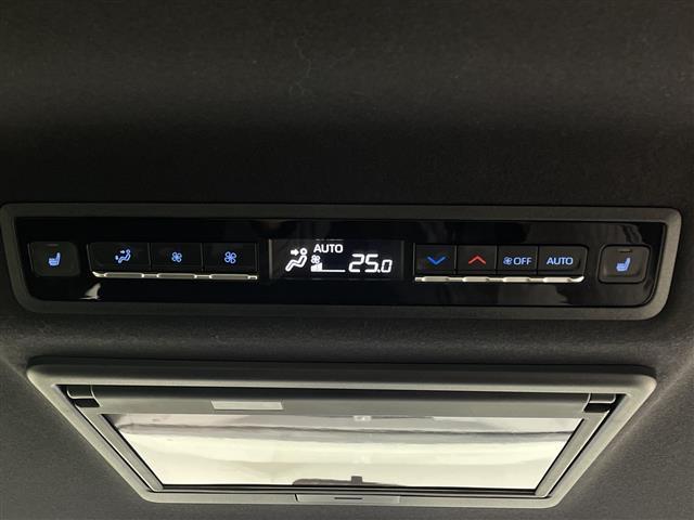 ヴォクシー ハイブリッドS-Z モデリスタエアロ 快適利便パッケージ ユニバーサルステップ 純正14型後席モニター 純正10.5型ナビ 電動リアゲート ステアリングヒーター 両側電動スライドドア ビルトインETC2.0 禁煙車(25枚目)