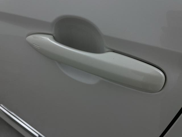 ヴォクシー ハイブリッドS-Z モデリスタエアロ 快適利便パッケージ ユニバーサルステップ 純正14型後席モニター 純正10.5型ナビ 電動リアゲート ステアリングヒーター 両側電動スライドドア ビルトインETC2.0 禁煙車(67枚目)