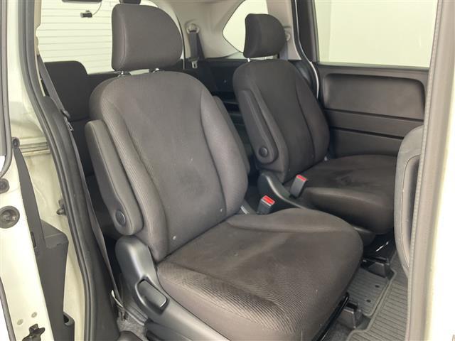 フリード G ジャストセレクション 社外7型ナビ フルセグTV バックカメラ 両側電動スライドドア 横滑り防止機能 ステアリングスイッチ オートエアコン HIDオートライト 純正フロアマット 前後ドライブレコーダー ビルトインETC(31枚目)