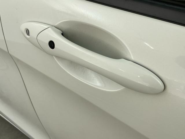 フリード G ジャストセレクション 社外7型ナビ フルセグTV バックカメラ 両側電動スライドドア 横滑り防止機能 ステアリングスイッチ オートエアコン HIDオートライト 純正フロアマット 前後ドライブレコーダー ビルトインETC(56枚目)