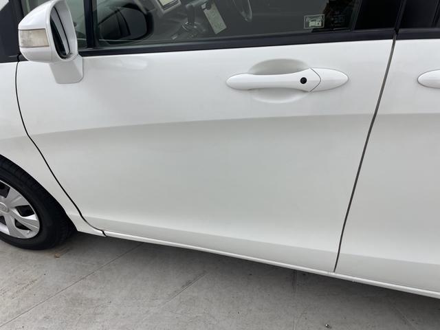 フリード G ジャストセレクション 社外7型ナビ フルセグTV バックカメラ 両側電動スライドドア 横滑り防止機能 ステアリングスイッチ オートエアコン HIDオートライト 純正フロアマット 前後ドライブレコーダー ビルトインETC(61枚目)