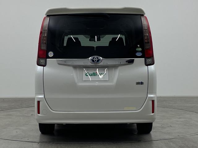 ノア ハイブリッドX 社外7型ナビ フルセグTV 社外12型後部席モニター 片側電動スライドドア 衝突被害軽減システム プッシュスタート ステアリングスイッチ オートエアコン 純正15アルミホイール ETC 禁煙車(50枚目)