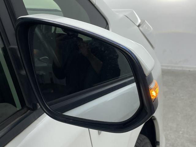 ノア ハイブリッドX 社外7型ナビ フルセグTV 社外12型後部席モニター 片側電動スライドドア 衝突被害軽減システム プッシュスタート ステアリングスイッチ オートエアコン 純正15アルミホイール ETC 禁煙車(56枚目)