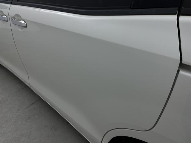 ノア ハイブリッドX 社外7型ナビ フルセグTV 社外12型後部席モニター 片側電動スライドドア 衝突被害軽減システム プッシュスタート ステアリングスイッチ オートエアコン 純正15アルミホイール ETC 禁煙車(66枚目)