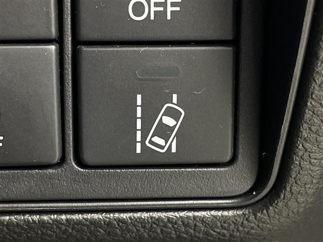 オデッセイ アブソルート・アドバンス 純正8型ナビ 全方位カメラ 前方ドライブレコーダー 運転席パワーシート クルーズコントロール追従有 両側パワースライドドア Bluetooth ハーフレザーシート LEDヘッドライト 純正ETC(8枚目)