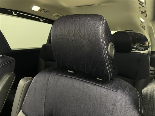 オデッセイ アブソルート・アドバンス 純正8型ナビ 全方位カメラ 前方ドライブレコーダー 運転席パワーシート クルーズコントロール追従有 両側パワースライドドア Bluetooth ハーフレザーシート LEDヘッドライト 純正ETC(30枚目)