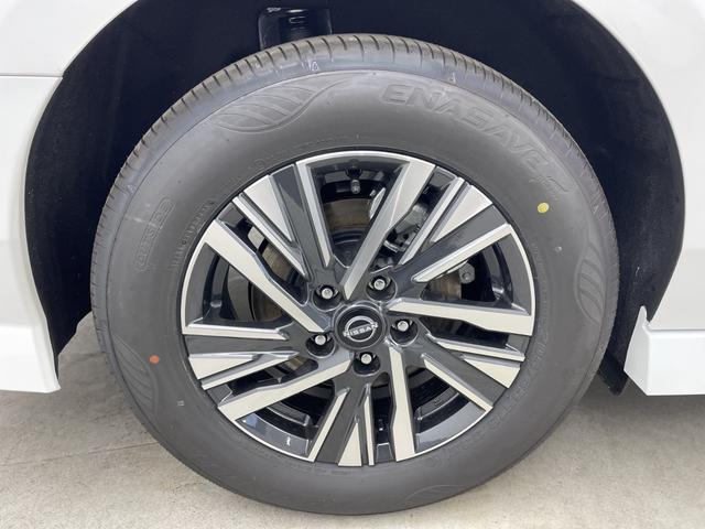 セレナ e-パワー ハイウェイスターV 登録未使用車 純正12.3型ナビ フルセグTV 全周囲カメラ ワイヤレス充電 アダプティブクルーズコントロール ブラインドスポットモニター 両側電動スライドドア デジタルインナーミラー ETC2.0(66枚目)