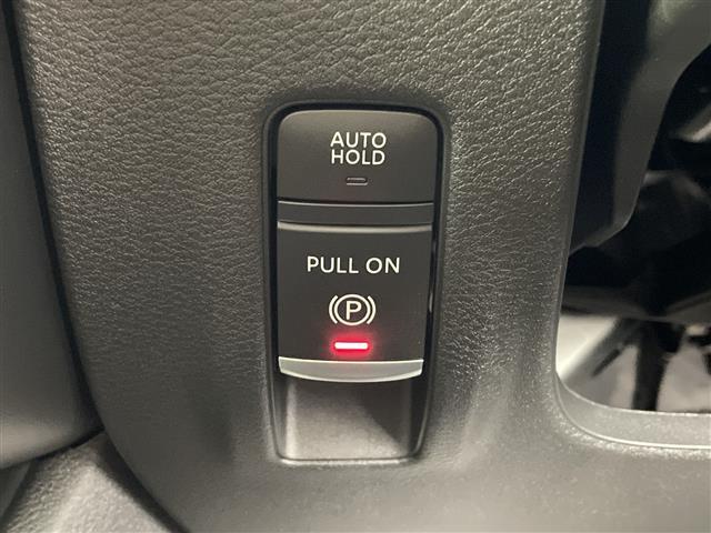 セレナ e-パワー ハイウェイスターV 登録未使用車 純正12.3型ナビ フルセグTV 全周囲カメラ ワイヤレス充電 アダプティブクルーズコントロール ブラインドスポットモニター 両側電動スライドドア デジタルインナーミラー ETC2.0(23枚目)