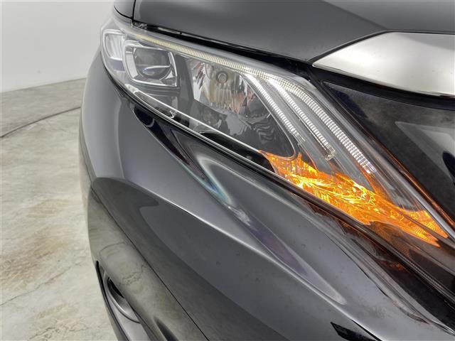 ハリアー プレミアム　アルパイン９型ナビ　バックカメラ　クルーズコントロール　横滑り防止装置　レーンキー　オートライト　ＬＥＤライト　パワーシート　ＥＴＣ　純正アルミホイール　パワーバックドア（35枚目）