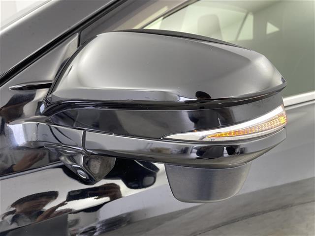 ハリアー プレミアム　アルパイン９型ナビ　バックカメラ　クルーズコントロール　横滑り防止装置　レーンキー　オートライト　ＬＥＤライト　パワーシート　ＥＴＣ　純正アルミホイール　パワーバックドア（37枚目）