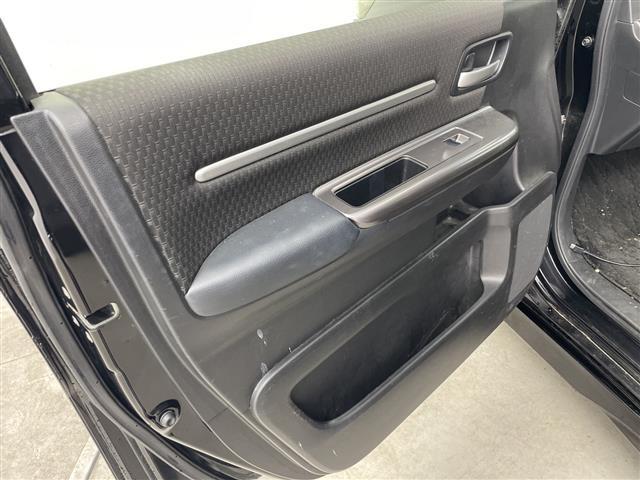 ステップワゴンスパーダ スパーダ・クールスピリット　ホンダセンシング　純正９型インターナビ　後席１０型フリップダウンモニター　ＥＴＣ　全周囲モニター　フルセグテレビ　シートヒーター　パドルシフト　ステアリングスイッチ　ＬＥＤヘッドライト　バニティミラー　禁煙車（40枚目）