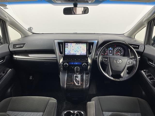 アルファード ２．５Ｓ　純正１０型ナビ　アルパイン後席モニター　バックカメラ　両側電動スライドドア　ビルトインＥＴＣ　クルーズコントロール　ウッドコンビステアリング　ステアリングスイッチ　ＬＥＤライト　スマートキー　禁煙車（2枚目）