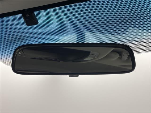 アルファード ２．５Ｓ　純正１０型ナビ　アルパイン後席モニター　バックカメラ　両側電動スライドドア　ビルトインＥＴＣ　クルーズコントロール　ウッドコンビステアリング　ステアリングスイッチ　ＬＥＤライト　スマートキー　禁煙車（21枚目）