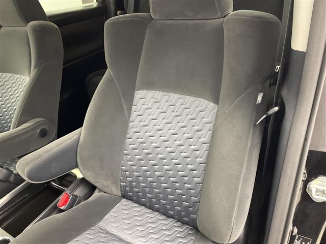 アルファード ２．５Ｓ　純正１０型ナビ　アルパイン後席モニター　バックカメラ　両側電動スライドドア　ビルトインＥＴＣ　クルーズコントロール　ウッドコンビステアリング　ステアリングスイッチ　ＬＥＤライト　スマートキー　禁煙車（36枚目）