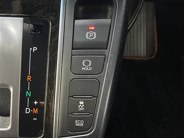 アルファード ２．５Ｓ　Ａパッケージ　タイプブラック　純正９型ナビ　純正１０型後部席モニター　ＪＢＬプレミアムサウンド　バックカメラ　衝突被害軽減ブレーキ　電動リアゲート　両側電動スライドドア　ＥＴＣ２．０　純正ドラレコ　ハーフレザーシート　ＬＥＤライト（12枚目）