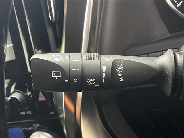 アルファード ２．５Ｓ　Ａパッケージ　タイプブラック　純正９型ナビ　純正１０型後部席モニター　ＪＢＬプレミアムサウンド　バックカメラ　衝突被害軽減ブレーキ　電動リアゲート　両側電動スライドドア　ＥＴＣ２．０　純正ドラレコ　ハーフレザーシート　ＬＥＤライト（19枚目）