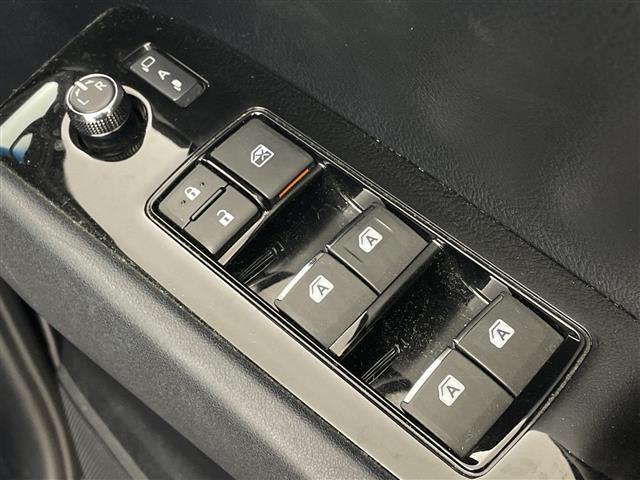 アルファード ２．５Ｓ　Ａパッケージ　タイプブラック　純正９型ナビ　純正１０型後部席モニター　ＪＢＬプレミアムサウンド　バックカメラ　衝突被害軽減ブレーキ　電動リアゲート　両側電動スライドドア　ＥＴＣ２．０　純正ドラレコ　ハーフレザーシート　ＬＥＤライト（25枚目）