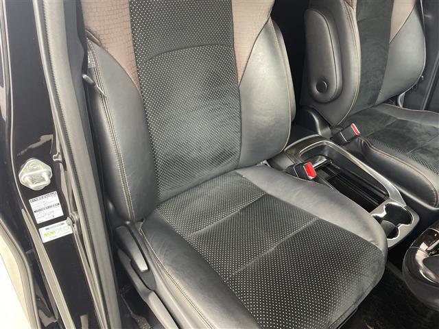 アルファード ２．５Ｓ　Ａパッケージ　タイプブラック　純正９型ナビ　純正１０型後部席モニター　ＪＢＬプレミアムサウンド　バックカメラ　衝突被害軽減ブレーキ　電動リアゲート　両側電動スライドドア　ＥＴＣ２．０　純正ドラレコ　ハーフレザーシート　ＬＥＤライト（29枚目）