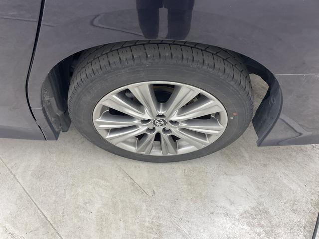 アルファード ２．５Ｓ　Ａパッケージ　タイプブラック　純正９型ナビ　純正１０型後部席モニター　ＪＢＬプレミアムサウンド　バックカメラ　衝突被害軽減ブレーキ　電動リアゲート　両側電動スライドドア　ＥＴＣ２．０　純正ドラレコ　ハーフレザーシート　ＬＥＤライト（70枚目）