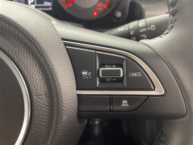 ジムニーノマド ＦＣ　登録済未使用車　４ＷＤ　アダプティブクルーズコントロール　後退時ブレーキサポート　衝突被害軽減ブレーキ　レーンキープアシスト　ダウンヒルアシスト　横滑り防止　前席シートヒーター　誤発進抑制ブレーキ（10枚目）