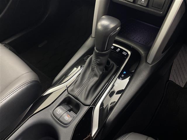 カローラクロス ハイブリッド　Ｚ　純正１０．５型ナビ　バックカメラ　フルセグＴＶ　ＥＴＣ２．０　ハーフレザーシート　シートヒーター　電動リアゲート　純正アルミホイール　衝突被害軽減ブレーキ　レーンアシスト　ＬＥＤヘッドライト　禁煙車（23枚目）