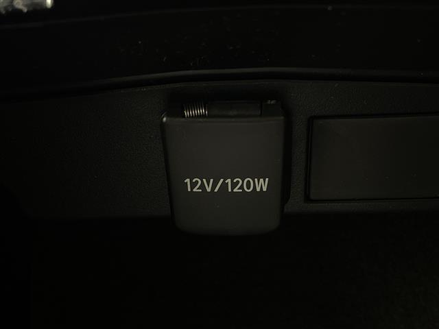 カローラクロス ハイブリッド　Ｚ　純正１０．５型ナビ　バックカメラ　フルセグＴＶ　ＥＴＣ２．０　ハーフレザーシート　シートヒーター　電動リアゲート　純正アルミホイール　衝突被害軽減ブレーキ　レーンアシスト　ＬＥＤヘッドライト　禁煙車（31枚目）