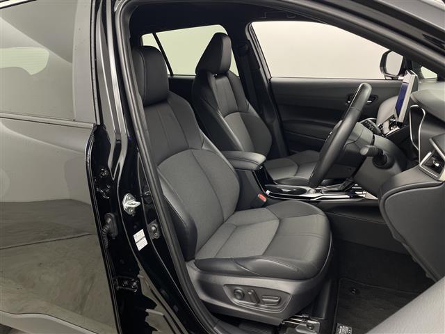 カローラクロス ハイブリッド　Ｚ　純正１０．５型ナビ　バックカメラ　フルセグＴＶ　ＥＴＣ２．０　ハーフレザーシート　シートヒーター　電動リアゲート　純正アルミホイール　衝突被害軽減ブレーキ　レーンアシスト　ＬＥＤヘッドライト　禁煙車（33枚目）