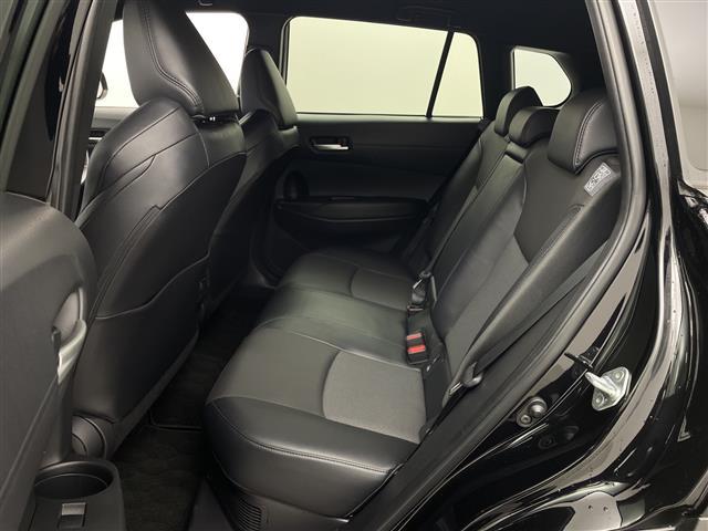 カローラクロス ハイブリッド　Ｚ　純正１０．５型ナビ　バックカメラ　フルセグＴＶ　ＥＴＣ２．０　ハーフレザーシート　シートヒーター　電動リアゲート　純正アルミホイール　衝突被害軽減ブレーキ　レーンアシスト　ＬＥＤヘッドライト　禁煙車（36枚目）