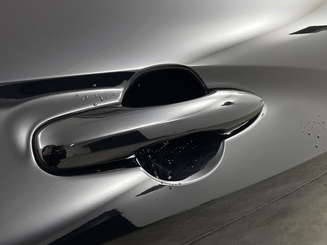 カローラクロス ハイブリッド　Ｚ　純正１０．５型ナビ　バックカメラ　フルセグＴＶ　ＥＴＣ２．０　ハーフレザーシート　シートヒーター　電動リアゲート　純正アルミホイール　衝突被害軽減ブレーキ　レーンアシスト　ＬＥＤヘッドライト　禁煙車（65枚目）