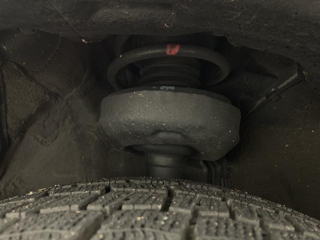 カローラクロス ハイブリッド　Ｚ　純正１０．５型ナビ　バックカメラ　フルセグＴＶ　ＥＴＣ２．０　ハーフレザーシート　シートヒーター　電動リアゲート　純正アルミホイール　衝突被害軽減ブレーキ　レーンアシスト　ＬＥＤヘッドライト　禁煙車（70枚目）