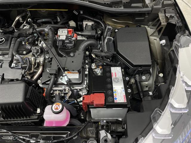 カローラクロス ハイブリッド　Ｚ　純正１０．５型ナビ　バックカメラ　フルセグＴＶ　ＥＴＣ２．０　ハーフレザーシート　シートヒーター　電動リアゲート　純正アルミホイール　衝突被害軽減ブレーキ　レーンアシスト　ＬＥＤヘッドライト　禁煙車（78枚目）