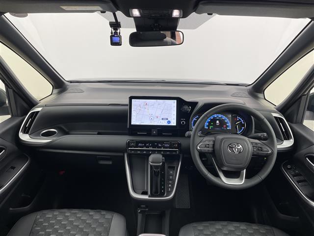 ヴォクシー ハイブリッドＳ－Ｚ　純正１０．５型ナビ　バックカメラ　ＣＤ／ＤＶＤデッキ　快適利便パッケージＨｉｇｈ　前後ドラレコ　両側電動スライドドア　ハーフレザーシート　シートヒーター　衝突被害軽減ブレーキ　レーンアシスト　禁煙（2枚目）