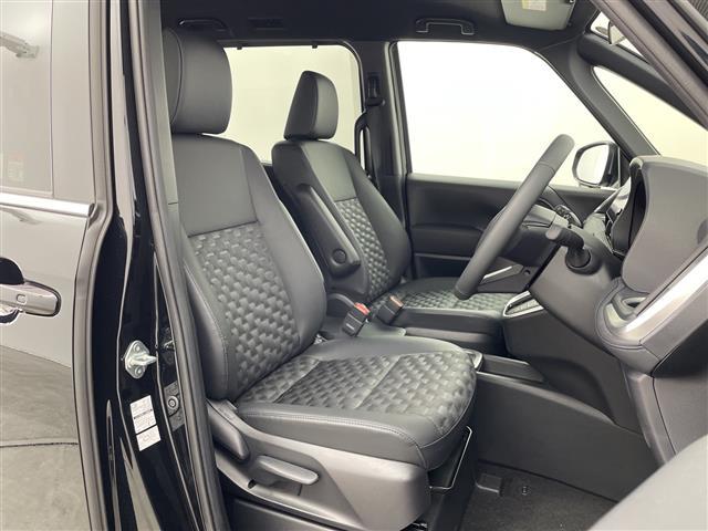 ヴォクシー ハイブリッドＳ－Ｚ　純正１０．５型ナビ　バックカメラ　ＣＤ／ＤＶＤデッキ　快適利便パッケージＨｉｇｈ　前後ドラレコ　両側電動スライドドア　ハーフレザーシート　シートヒーター　衝突被害軽減ブレーキ　レーンアシスト　禁煙（29枚目）