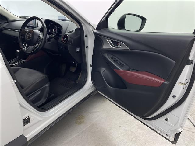 ◆商談ルームには「キッズスペース」を完備しています。ＤＶＤ、ブロック、絵本、おままごとセット。お子様連れでも、ゆっくりとお車をお選びいただけます！