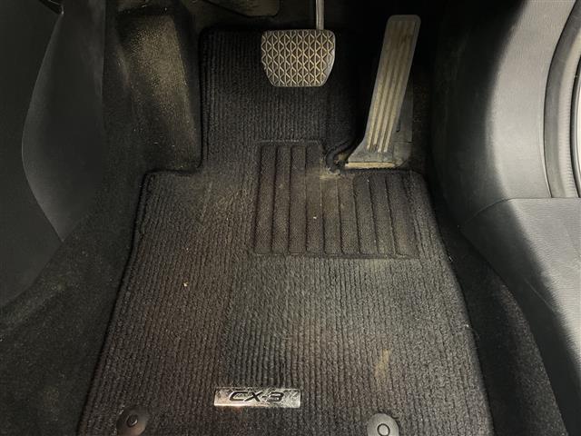 ◆商談ルームには「キッズスペース」を完備しています。ＤＶＤ、ブロック、絵本、おままごとセット。お子様連れでも、ゆっくりとお車をお選びいただけます！