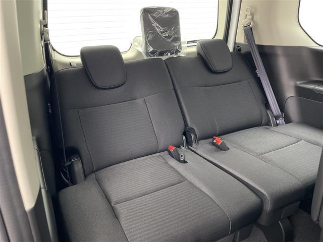 セレナ ｅ－パワー　ハイウェイスターＶ　登録済未使用車　純正１１型後席モニター　純正１２．３型ナビ　全周囲カメラ　プロパイロット　プロパイロットパーキング　電子ミラー　ワイヤレス充電器　ＳＯＳコール　ＥＴＣ２．０　ＬＥＤ　保証書　禁煙車（32枚目）