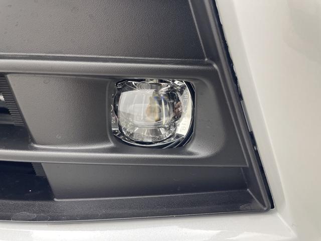 セレナ ｅ－パワー　ハイウェイスターＶ　登録済未使用車　純正１１型後席モニター　純正１２．３型ナビ　全周囲カメラ　プロパイロット　プロパイロットパーキング　電子ミラー　ワイヤレス充電器　ＳＯＳコール　ＥＴＣ２．０　ＬＥＤ　保証書　禁煙車（66枚目）