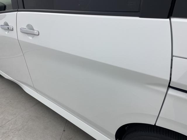 セレナ ｅ－パワー　ハイウェイスターＶ　登録済未使用車　純正１１型後席モニター　純正１２．３型ナビ　全周囲カメラ　プロパイロット　プロパイロットパーキング　電子ミラー　ワイヤレス充電器　ＳＯＳコール　ＥＴＣ２．０　ＬＥＤ　保証書　禁煙車（69枚目）