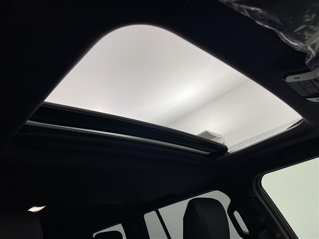 ランドクルーザー250 VX 登録済未使用車 電動ムーンルーフ 純正12.3型ナビ 全周囲カメラ 電子ミラー レザーシート シートヒーター/シートベンチレーション 電動リアゲート 衝突被害軽減ブレーキ レーンアシスト 禁煙車(3枚目)