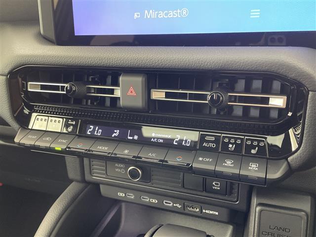 ランドクルーザー250 VX 登録済未使用車 電動ムーンルーフ 純正12.3型ナビ 全周囲カメラ 電子ミラー レザーシート シートヒーター/シートベンチレーション 電動リアゲート 衝突被害軽減ブレーキ レーンアシスト 禁煙車(16枚目)