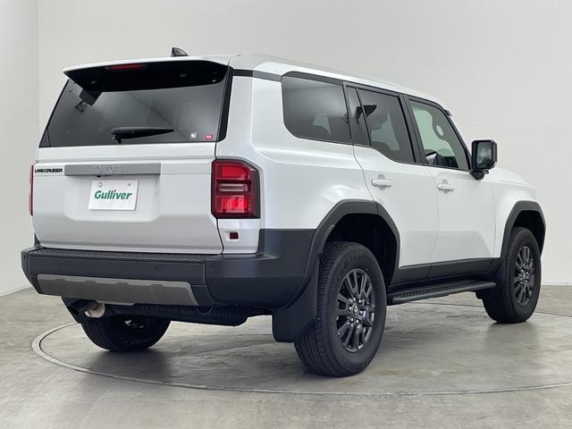 ランドクルーザー250 VX 登録済未使用車 電動ムーンルーフ 純正12.3型ナビ 全周囲カメラ 電子ミラー レザーシート シートヒーター/シートベンチレーション 電動リアゲート 衝突被害軽減ブレーキ レーンアシスト 禁煙車(50枚目)