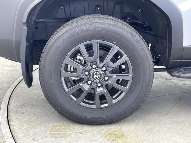 ランドクルーザー250 VX 登録済未使用車 電動ムーンルーフ 純正12.3型ナビ 全周囲カメラ 電子ミラー レザーシート シートヒーター/シートベンチレーション 電動リアゲート 衝突被害軽減ブレーキ レーンアシスト 禁煙車(68枚目)