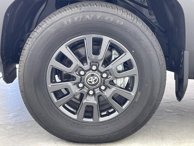 ランドクルーザー250 VX 登録済未使用車 電動ムーンルーフ 純正12.3型ナビ 全周囲カメラ 電子ミラー レザーシート シートヒーター/シートベンチレーション 電動リアゲート 衝突被害軽減ブレーキ レーンアシスト 禁煙車(70枚目)