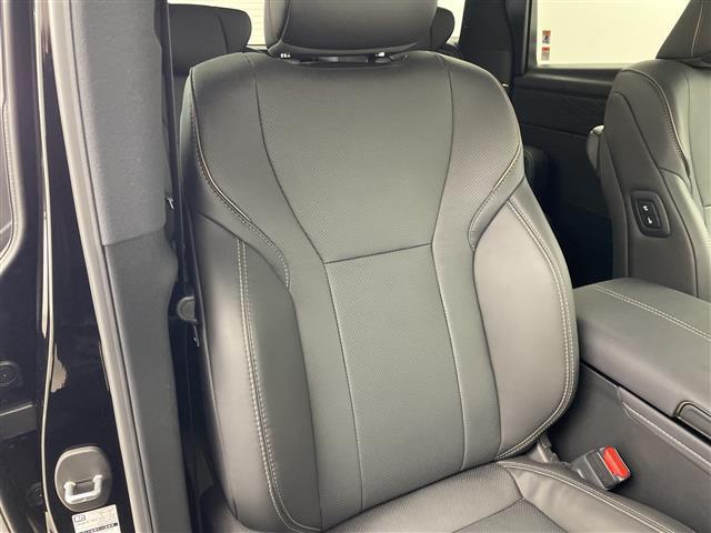 アルファードハイブリッド Ｚ　サンルーフ　純正１４型ナビ　純正１３．２型後席モニター　電子ミラー　ユニバーサルステップ　ワイヤレス充電器　全周囲カメラ　ドラレコ　両側電動スライドドア　シートヒーター／シートベンチレーション　禁煙車（31枚目）