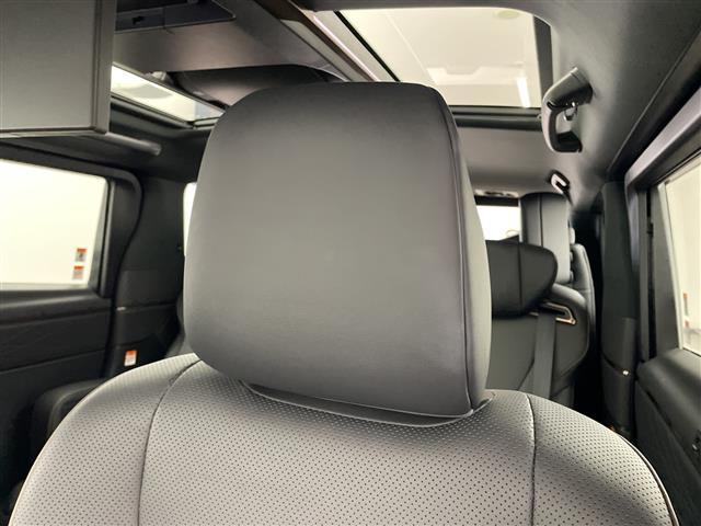 アルファードハイブリッド Ｚ　サンルーフ　純正１４型ナビ　純正１３．２型後席モニター　電子ミラー　ユニバーサルステップ　ワイヤレス充電器　全周囲カメラ　ドラレコ　両側電動スライドドア　シートヒーター／シートベンチレーション　禁煙車（39枚目）