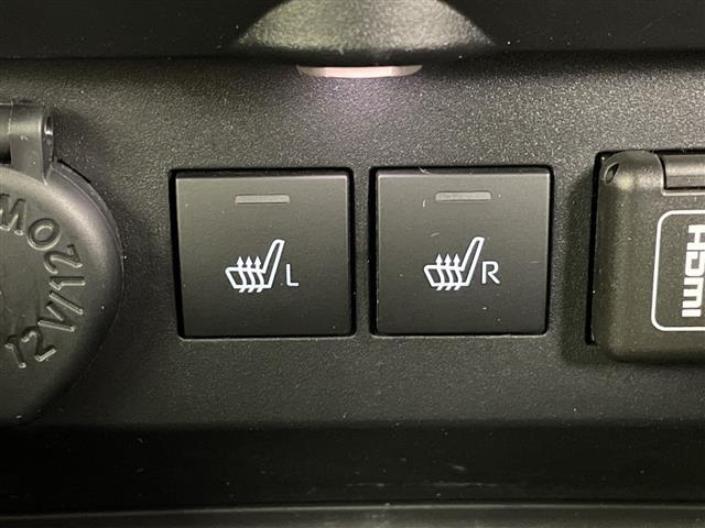 ライズ Ｚ　純正９型ディスプレイオーディオ　バックカメラ　前席シートヒーター　アダプティブクルーズコントロール　ＬＥＤヘッドライト　衝突被害軽減ブレーキ　レーンアシスト　クリアランスソナー　オートライト　禁煙車（5枚目）