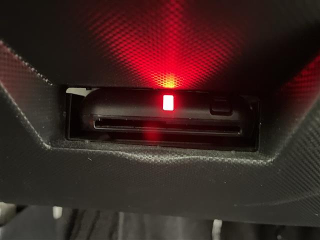 ライズ Ｚ　ナビ　バックカメラ　ＥＴＣ　ドラレコ　シートヒーター　衝突被害軽減ブレーキ　レーンアシスト　アダプティブクルーズコントロール　ＬＥＤヘッドライト　オートライト　革巻きステアリング　スマートキー　禁煙車（6枚目）